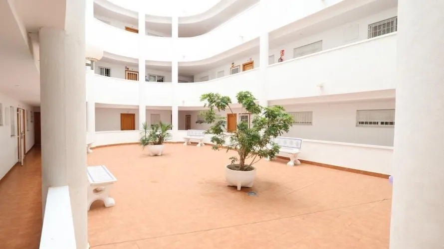 Apartment de 2 chambres à Torrevieja, Spain No. 3176 № 1