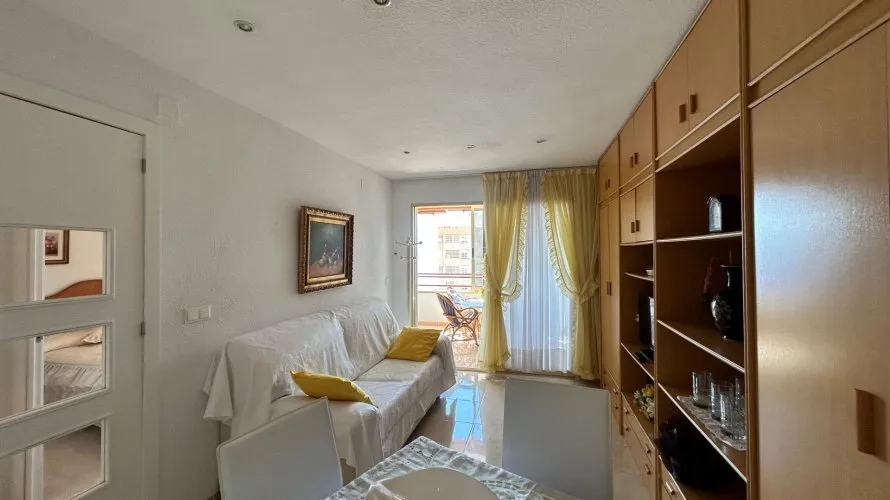 Квартира с 1 спальней в Бенидорм, Испания №860 № 1