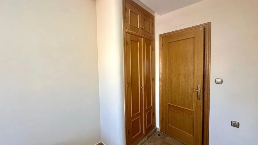 Квартира с 4 спальнями в Торревьеха, Испания №765 № 24