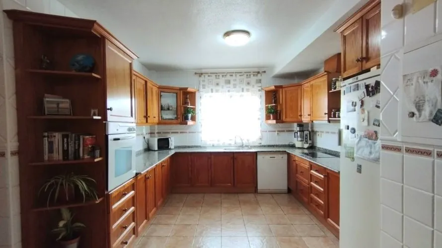 Квартира с 6 спальнями в Торревьеха, Испания №842 № 7