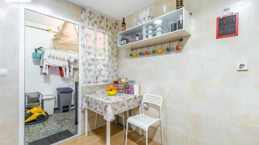 Квартира с 3 спальнями в Аликанте, Испания №938 № 9