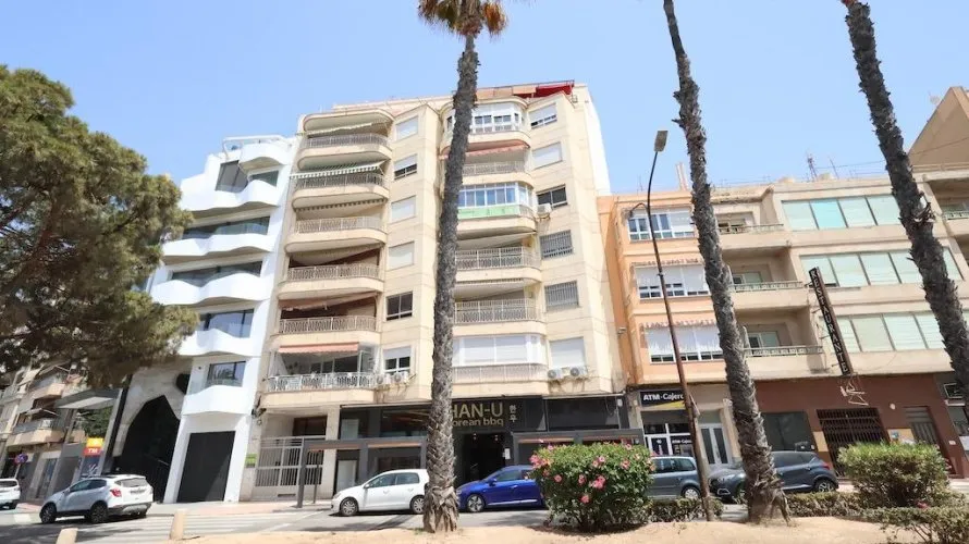 Квартира с 3 спальнями в Торревьеха, Испания №594