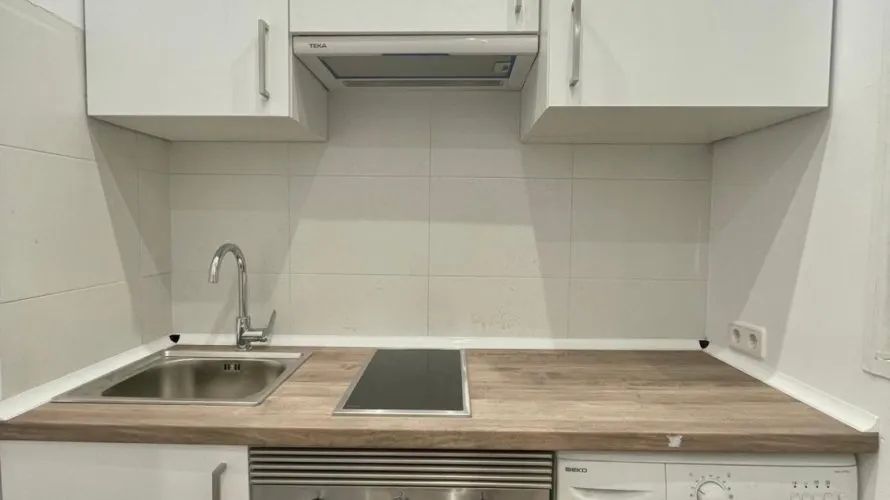 Квартира 42м² в Мадрид, Испания №913 № 16
