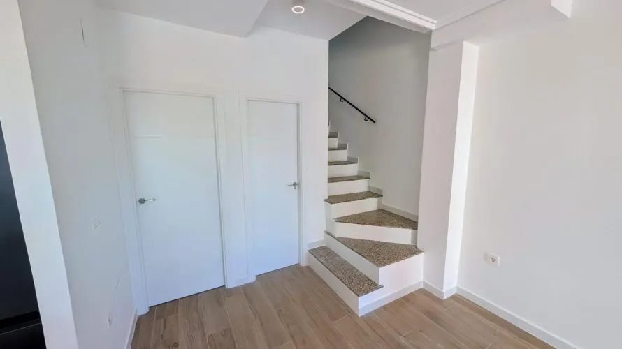 Квартира 95м² в Ла Флорида, Испания №1162 № 8