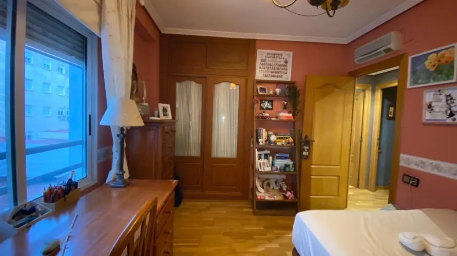 Квартира с 4 спальнями в Аликанте, Испания №689 № 7
