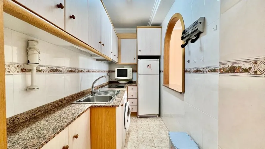 Квартира с 2 спальнями в Торревьеха, Испания №2782 № 1