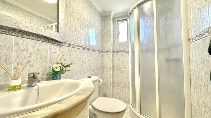 Квартира с 1 спальней в Торревьеха, Испания №2770 № 20