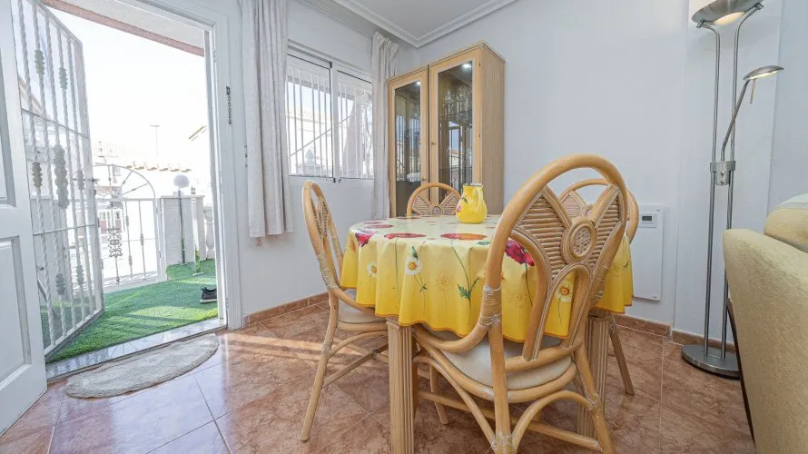 86m² apartment for sale, La Regia, Spain No. 1070 № 3