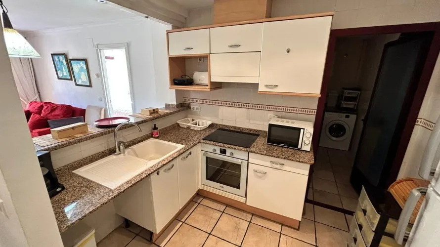 80m² apartment for sale, Albir, Spain No. 608 № 5
