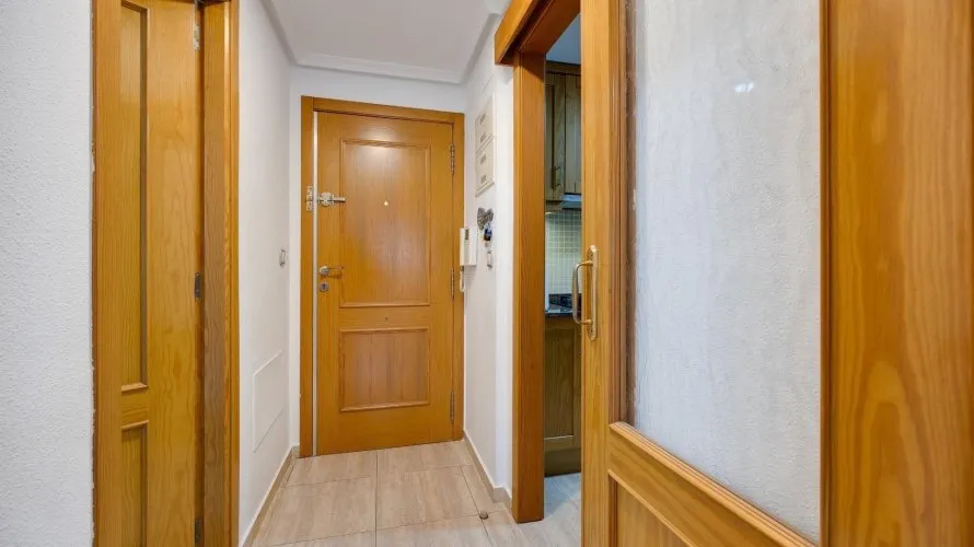 2 bedrooms apartment for sale, Torrevieja, Spain No. 1365 № 4