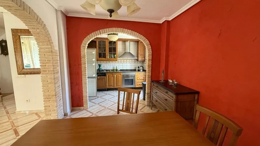 3 bedrooms house for sale, Torrevieja, Spain No. 1052 № 2