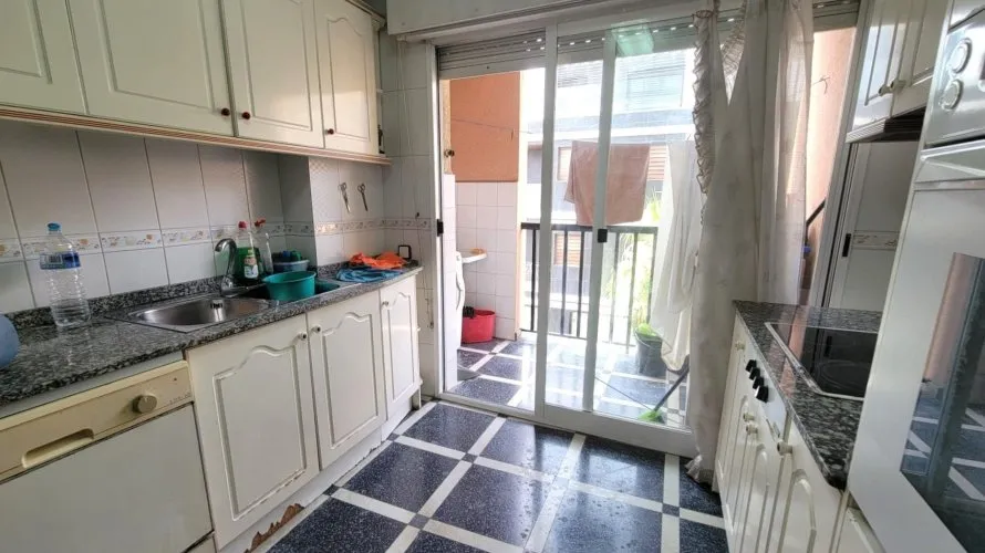 1 bedroom apartment for sale, Torrevieja, Spain No. 1040 № 13