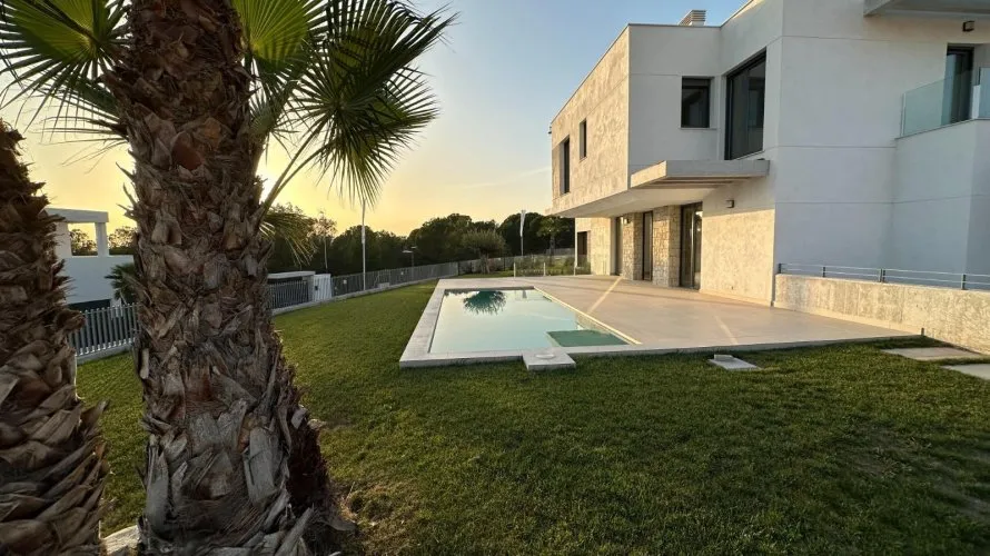 4 bedrooms villa for sale, Finestrat, Spain No. 687 № 20