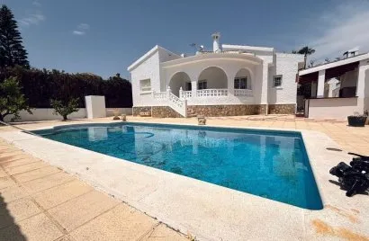 3 bedrooms villa for sale, Ciudad Quesada, Spain No. 819