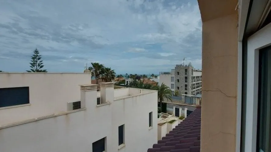 5 bedrooms villa for sale, La Veleta, Spain No. 334 № 2