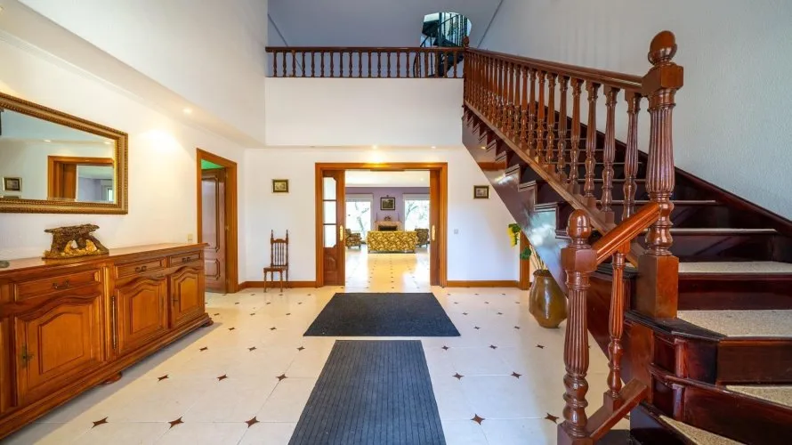 8 bedrooms house for sale, Colmenarejo, Spain No. 1396 № 18