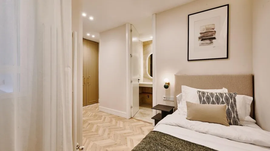 3 bedrooms apartment for sale, Madrid, Spain No. 697 № 15