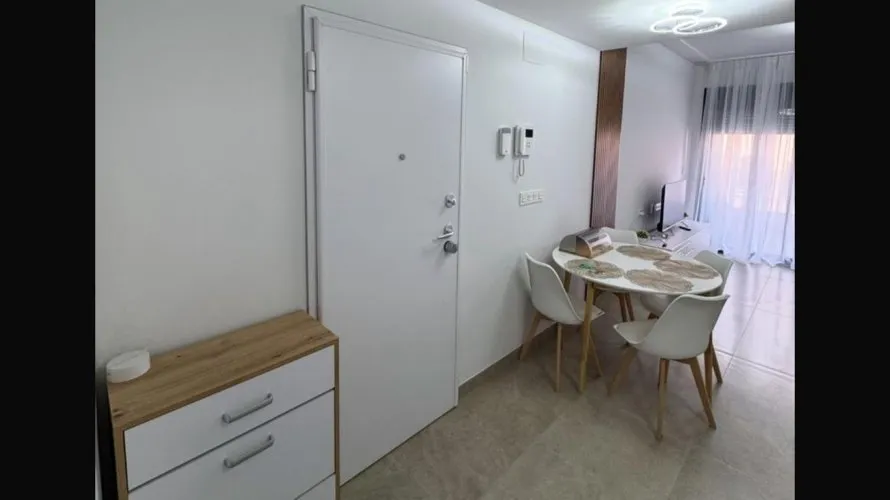 1 bedroom apartment for sale, Torrevieja, Spain No. 1103 № 19