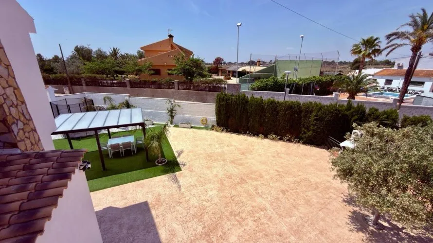 168m² villa for sale, San Vicente del Raspeig, Spain No. 1327