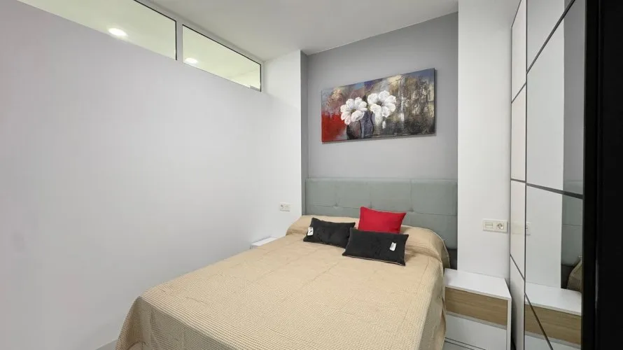 2 bedrooms apartment for sale, Torrevieja, Spain No. 1388 № 12