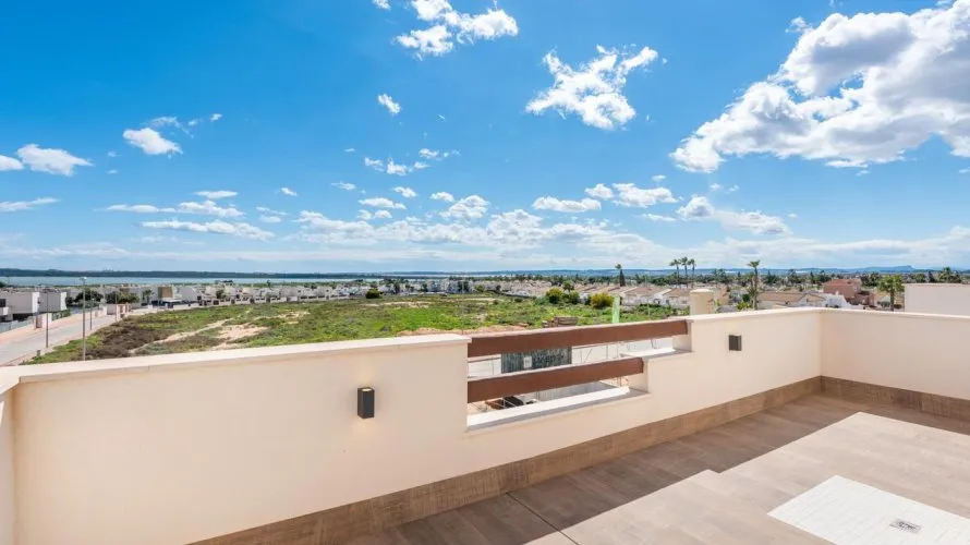 3 bedrooms villa for sale, La Herrada, Spain No. 606 № 7