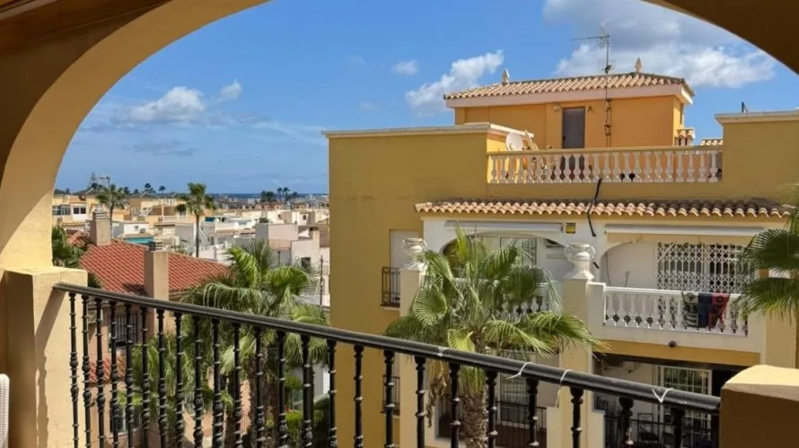 2 bedrooms apartment for sale, Torrevieja, Spain No. 995 № 12