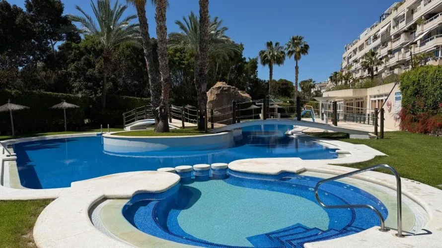2 bedrooms apartment for sale, Alicante, Spain No. 1163