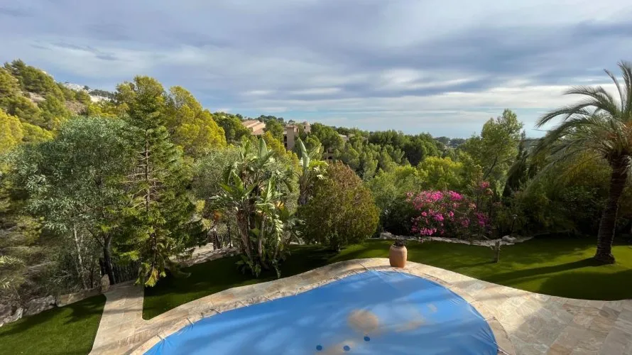 4 bedrooms villa for sale, Altea La Vella, Spain No. 502
