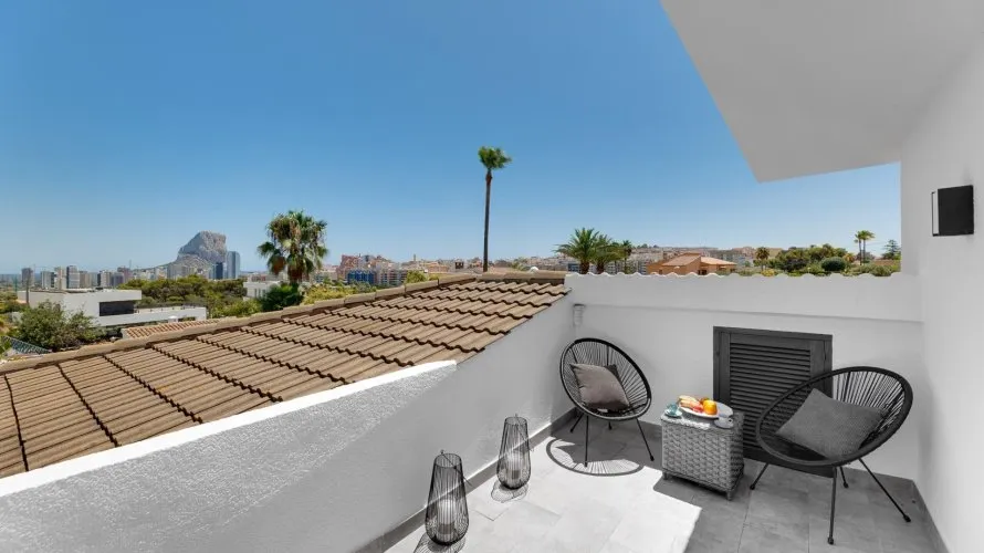 6 bedrooms villa for sale, Calpe, Spain No. 227 № 3