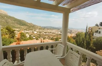 8 bedrooms villa for sale, Maryvilla, Spain No. 408