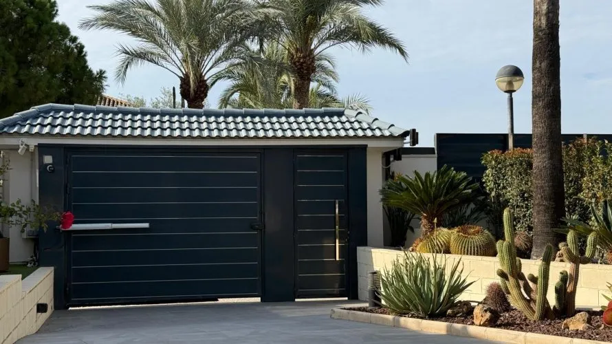5 bedrooms villa for sale, San Juan, Spain No. 669 № 3