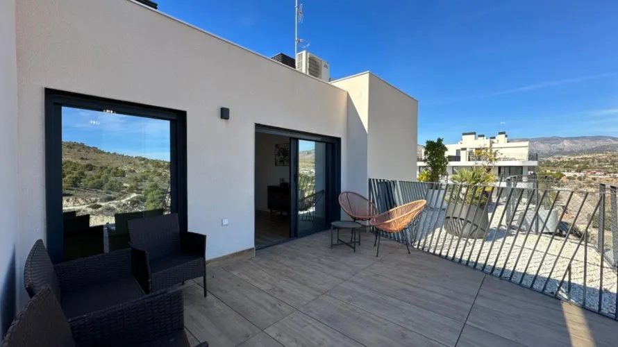 3 bedrooms penthouse for sale, Villajoyosa, Spain No. 370 № 18