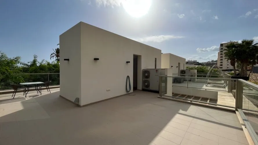 3 bedrooms apartment for sale, Villajoyosa, Spain No. 380 № 16