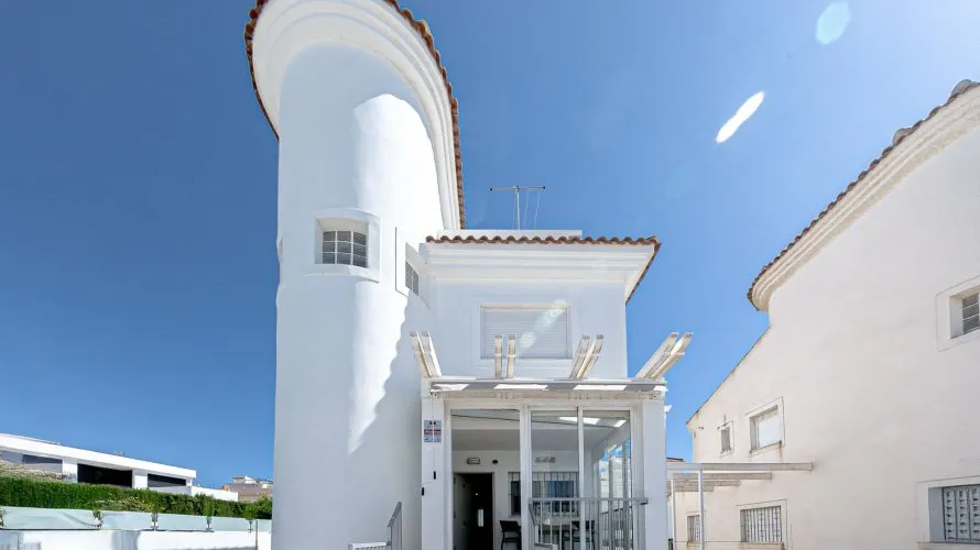 143m² villa for sale, San Fulgencio, Spain No. 1064