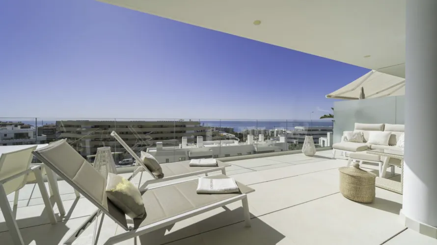2 bedrooms penthouse for sale, Fuengirola, Spain No. 98 № 1