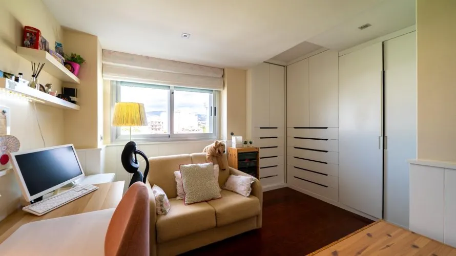 4 bedrooms apartment for sale, Villajoyosa, Spain No. 1036 № 19
