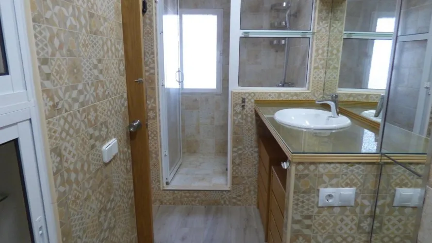 4 bedrooms house for sale, San Juan, Spain No. 711 № 14