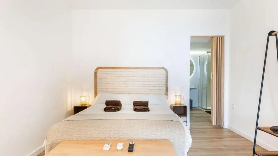 10 bedrooms villa for sale, Cabo De Las Huertas, Spain No. 1228 № 19