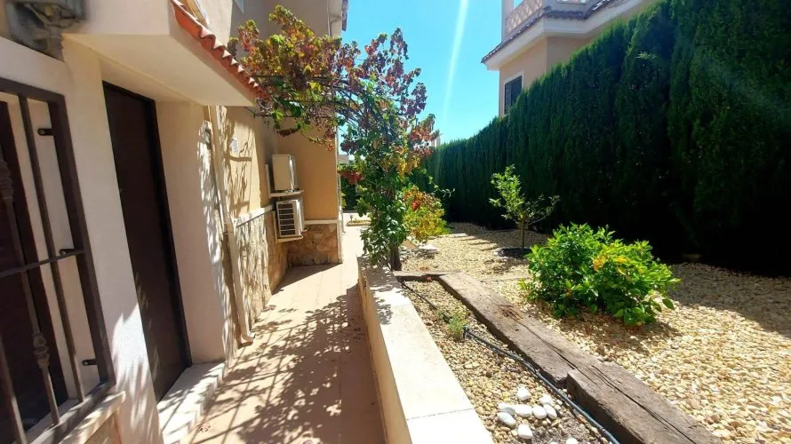 3 bedrooms villa for sale, Ciudad Quesada, Spain No. 492 № 23