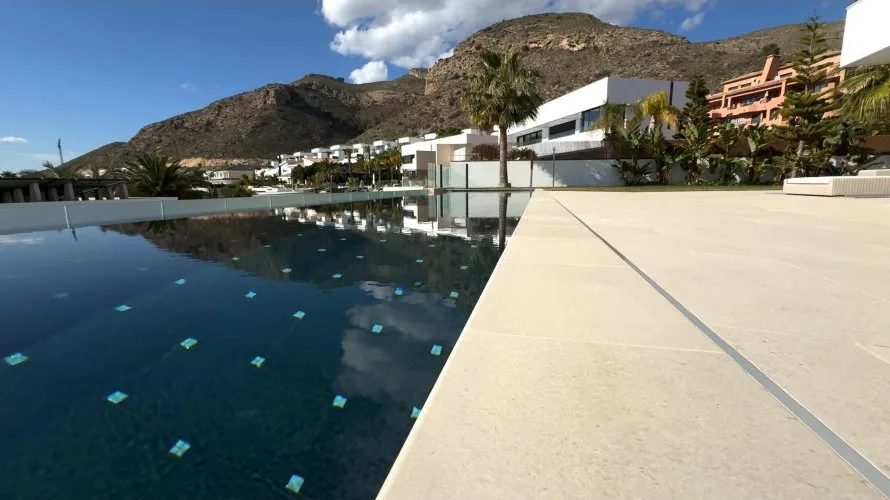691m² villa for sale, Finestrat, Spain No. 710 № 1