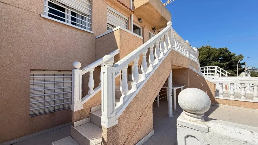 3 bedrooms house for sale, Gran Alacant, Spain No. 1073 № 8