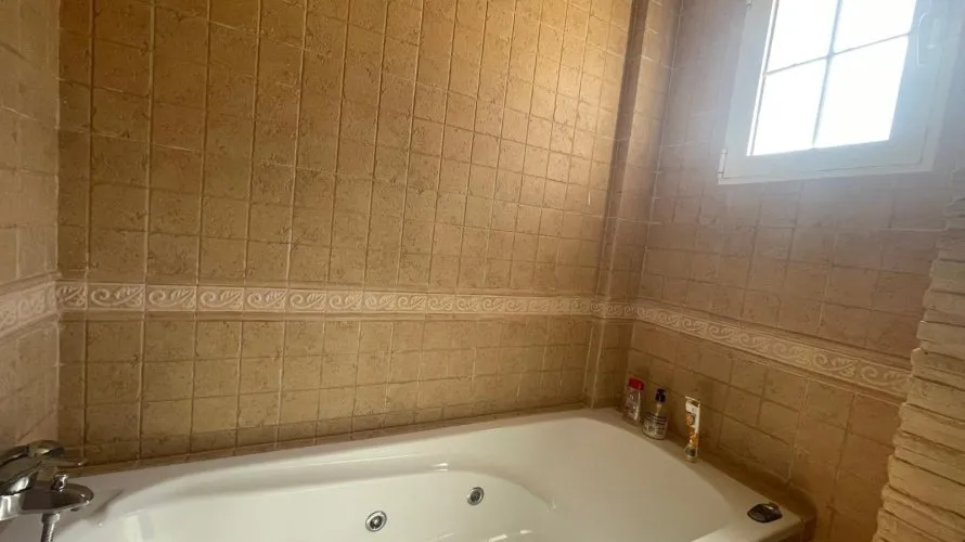 5 bedrooms house for sale, Torrevieja, Spain No. 802 № 12
