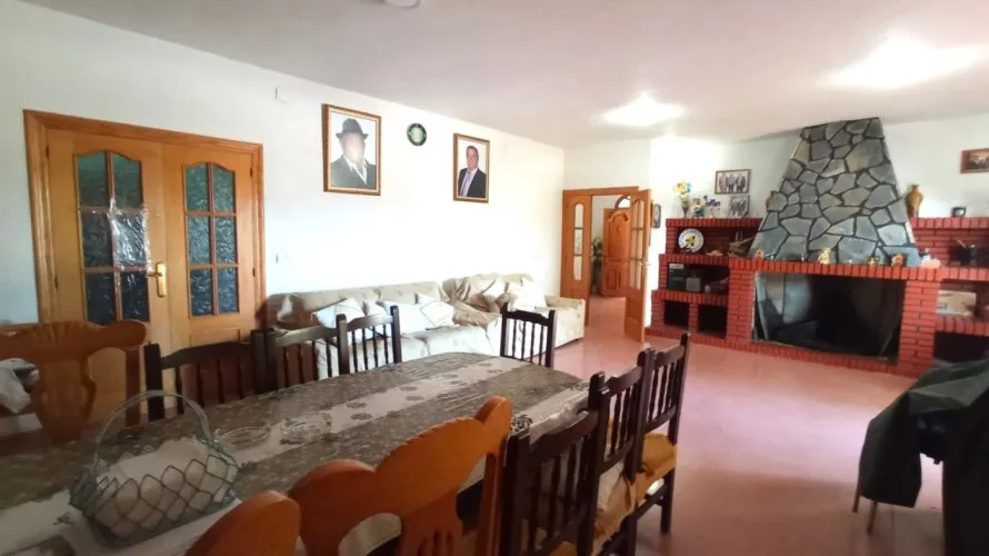 5 bedrooms apartment for sale, Mutxamel, Spain No. 359 № 11