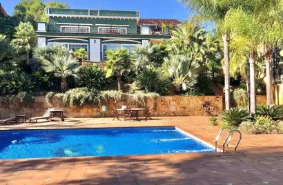 6 bedrooms villa for sale, El Palmar, Spain No. 1217