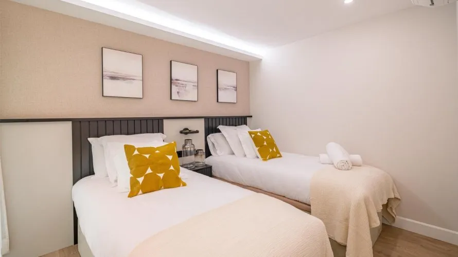2 bedrooms apartment for sale, Madrid, Spain No. 635 № 4
