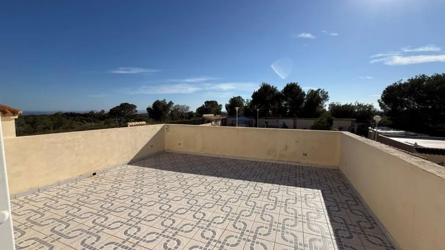 4 bedrooms villa for sale, Villamartin, Spain No. 1097 № 13