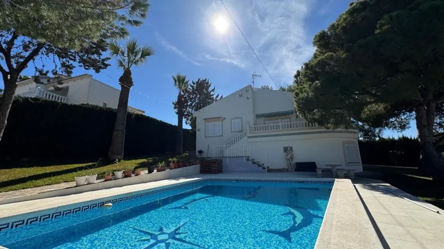 3 bedrooms villa for sale, Cabo Roig, Spain No. 106 № 1