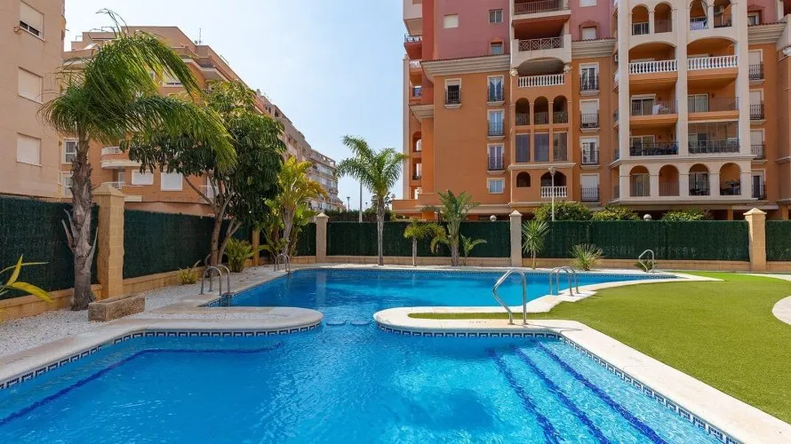 1 bedroom apartment for sale, Torrevieja, Spain No. 82 № 24