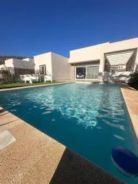 4 bedrooms villa for sale, Algorfa, Spain No. 978