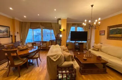 4 bedrooms apartment for sale, Alicante, Spain No. 689